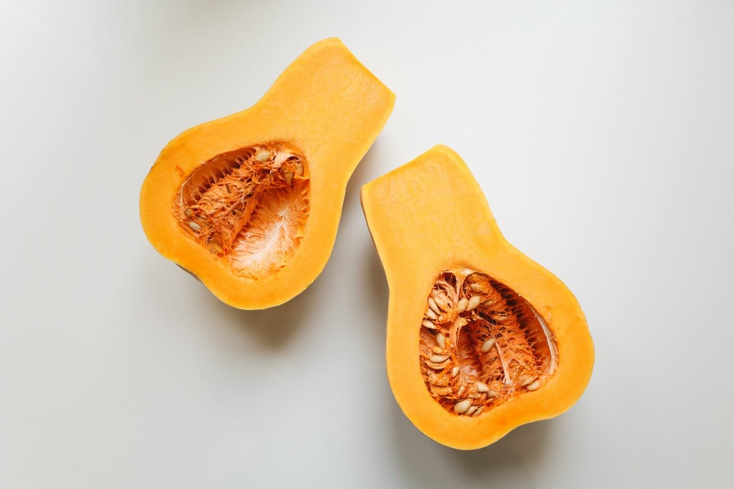 Can Cockatiels Eat Pumpkin? Pumpkin Seeds?